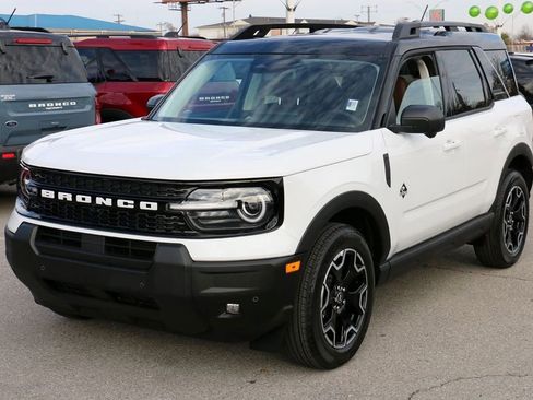 New 2025 Ford Bronco Sport Outer Banks w/ Outer Banks Tech Package+ AWD/4WD image 2