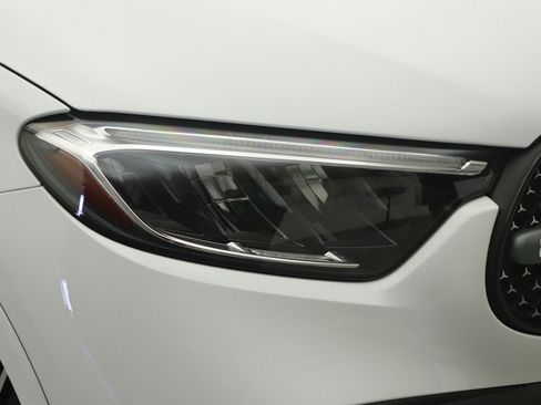 Certified 2024 Mercedes-Benz GLC 300 4MATIC image 25