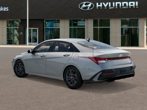 New 2026 Hyundai Elantra Blue image 5