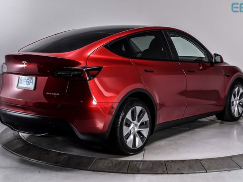 Used 2024 Tesla Model Y Long Range image 6