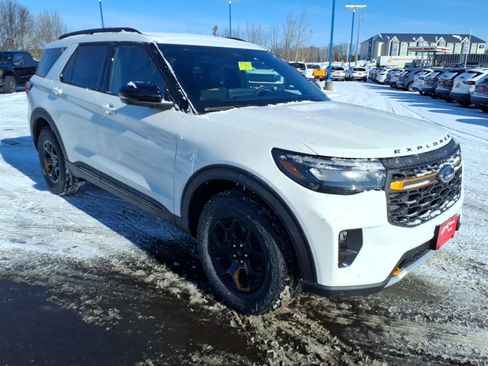 New 2026 Ford Explorer Tremor w/ Tremor Convenience Package image 4