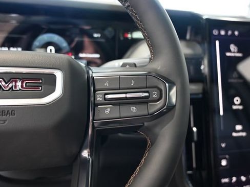 New 2026 GMC Yukon XL AT4 image 27