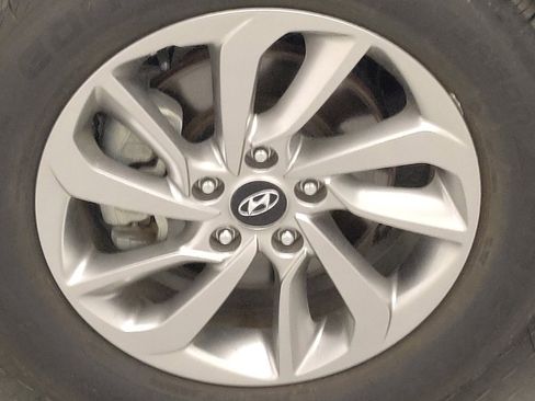 Used 2018 Hyundai Tucson SE AWD/4WD image 31