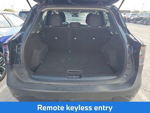 Used 2025 Nissan Kicks SV FWD image 6