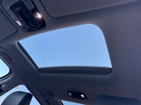 Used 2023 Hyundai Palisade Limited image 30