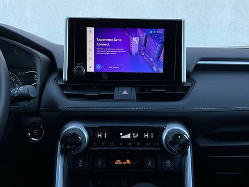 Used 2025 Toyota RAV4 XLE image 26