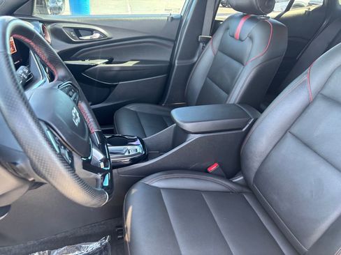 Used 2025 Chevrolet Trax RS w/ Driver Confidence Package image 23