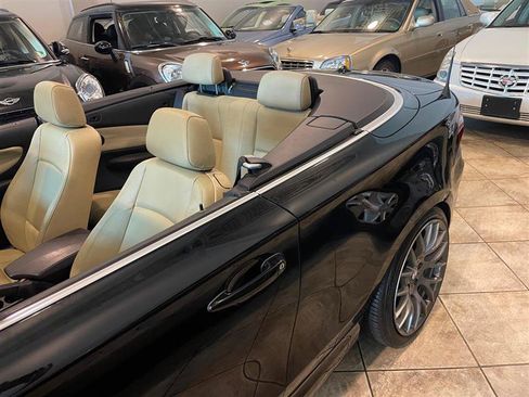 Used 2009 BMW 135i Convertible image 62