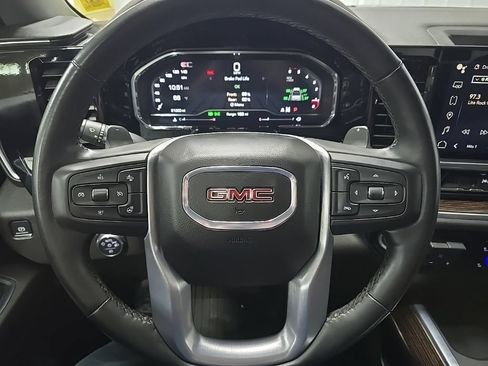 Used 2024 GMC Sierra 1500 Elevation AWD/4WD image 18