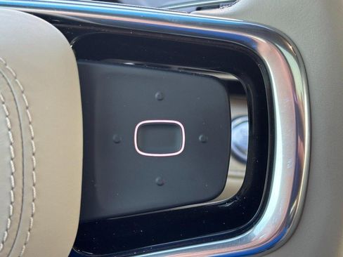 Certified 2024 Lincoln Nautilus Reserve w/ Equipment Group 202A image 20