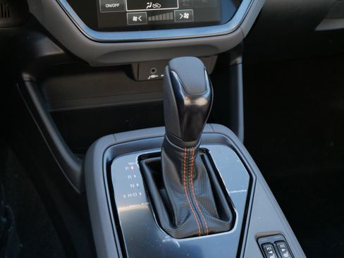 New 2025 Subaru Crosstrek 2.5i Limited image 12