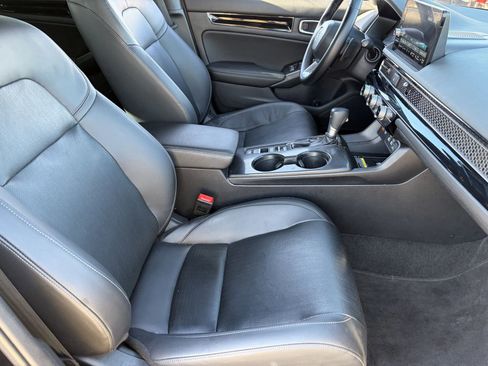 Used 2024 Honda Civic Sport Touring image 12
