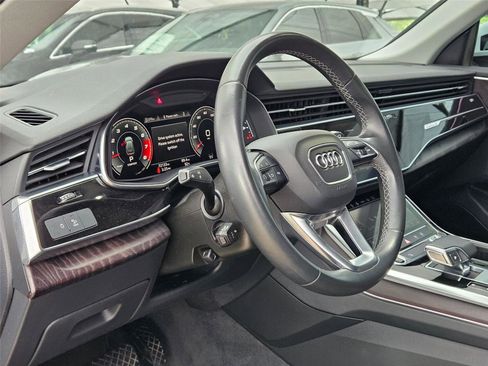 Used 2021 Audi Q8 Premium Plus w/ Premium Plus Package AWD/4WD image 9