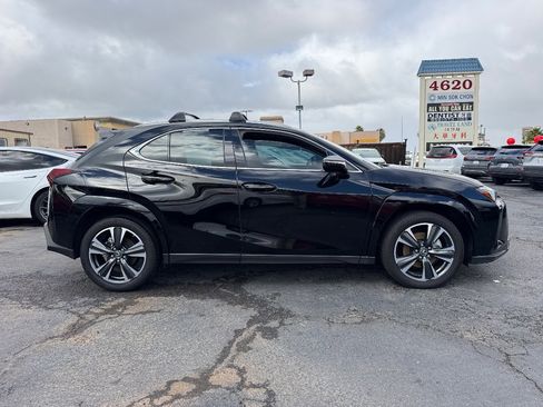Used 2024 Lexus UX 250h FWD w/ Premium Package image 7