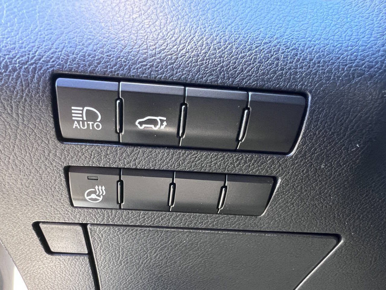 Used 2018 Lexus RX 350L AWD image 12