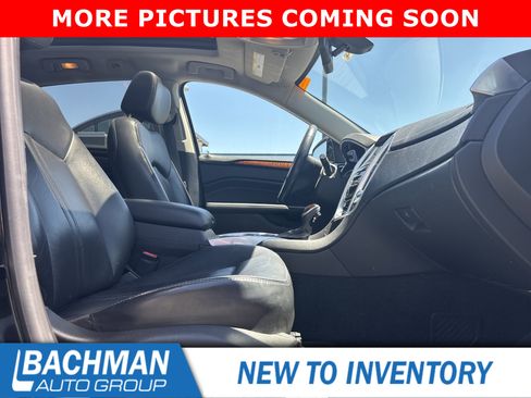 Used 2016 Cadillac SRX Luxury FWD image 4