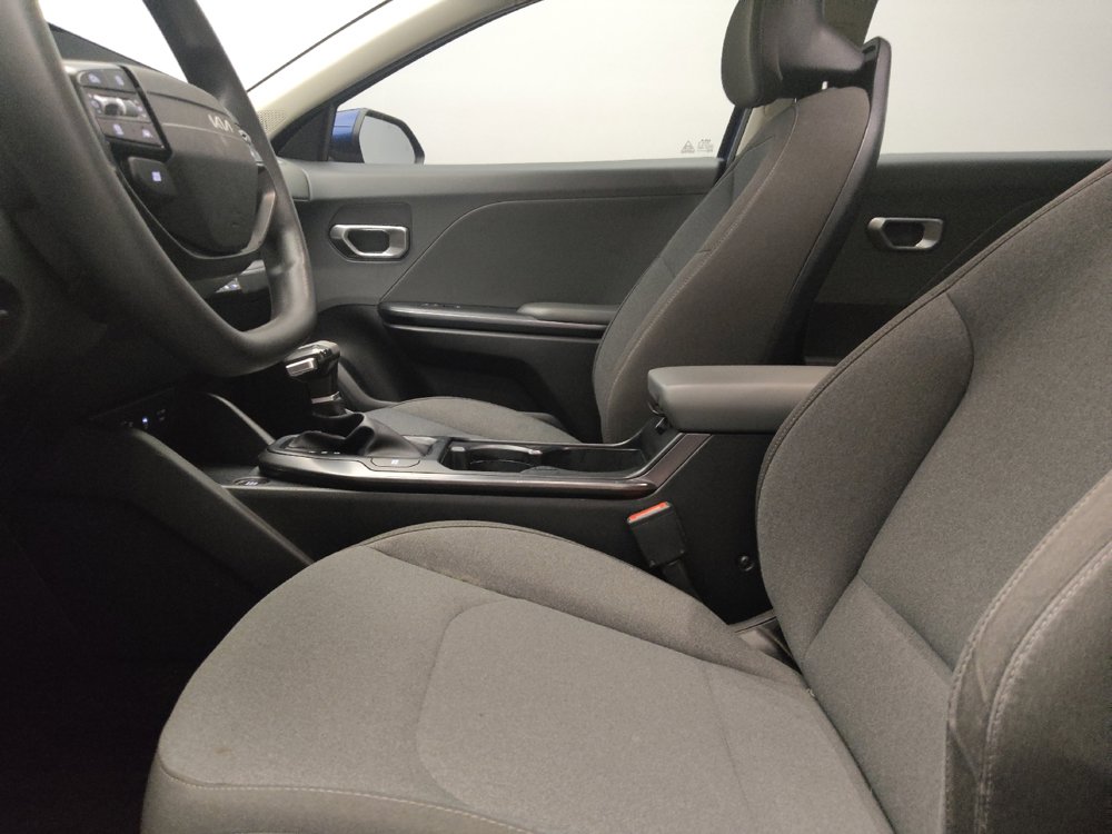 Used 2025 Kia K4 FWD image 17