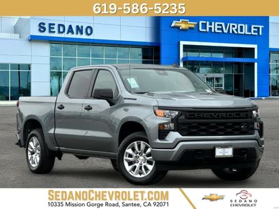 New 2026 Chevrolet Silverado 1500 Custom w/ LPO, Dark Essentials Package