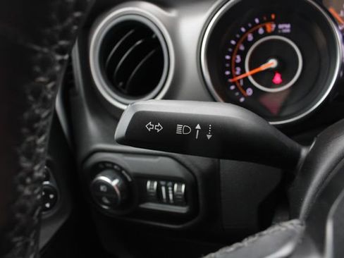 Used 2022 Jeep Gladiator Sport AWD/4WD image 8