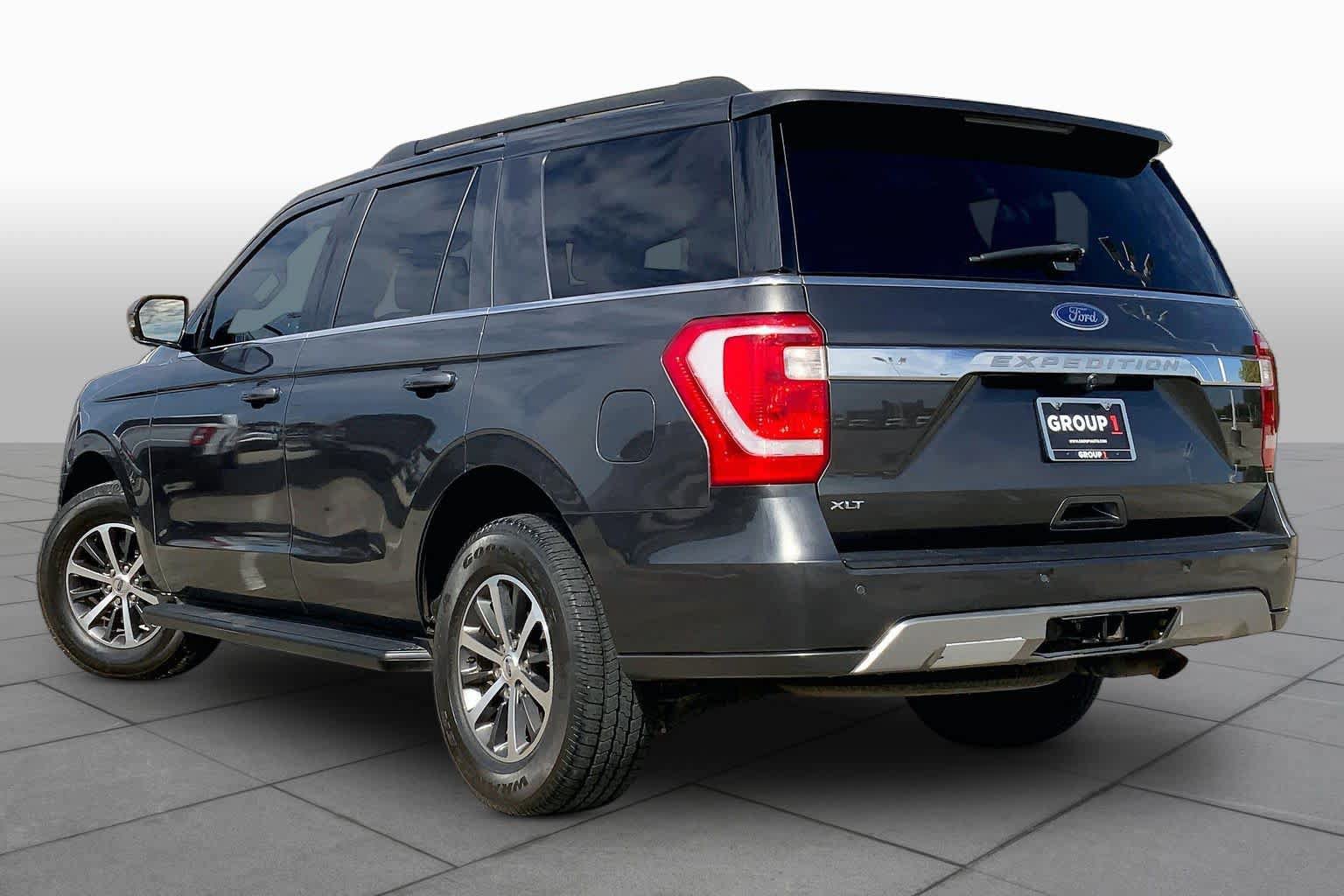 Used 2020 Ford Expedition XLT w/ Equipment Group 201A RWD image 10