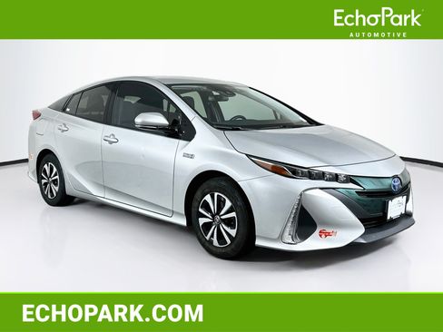 Used 2017 Toyota Prius Prime Plus FWD image 1