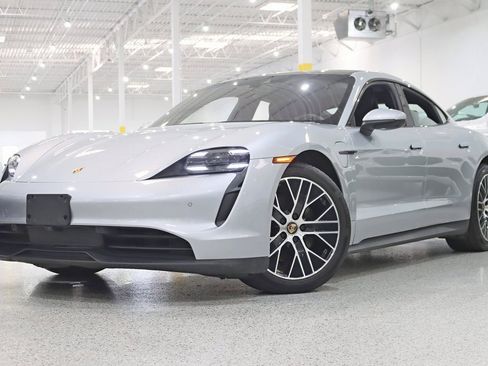 Used 2021 Porsche Taycan 4S image 6