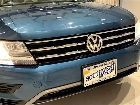 Used 2019 Volkswagen Tiguan S w/ 3rd Row Seat Package AWD/4WD image 31