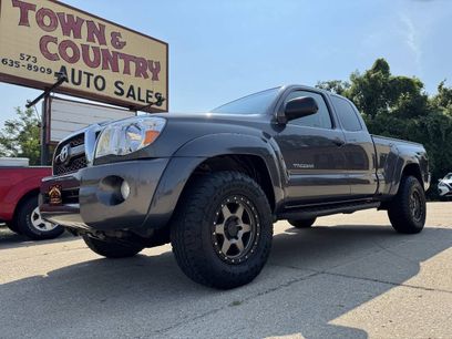 Used 2011 Toyota Tacoma 4x4 Access Cab V6 w/ TRD Off-Road Pkg