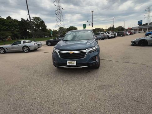 Certified 2024 Chevrolet Equinox LT FWD image 3