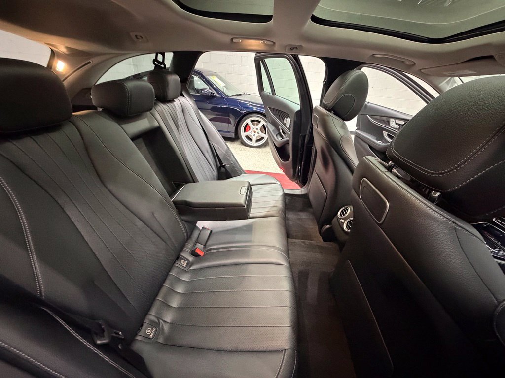 Used 2019 Mercedes-Benz E 450 4MATIC Wagon w/ Premium Package image 33