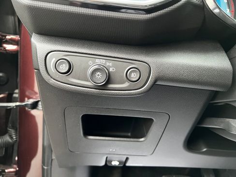 Used 2023 Chevrolet TrailBlazer LT w/ Convenience Package image 10