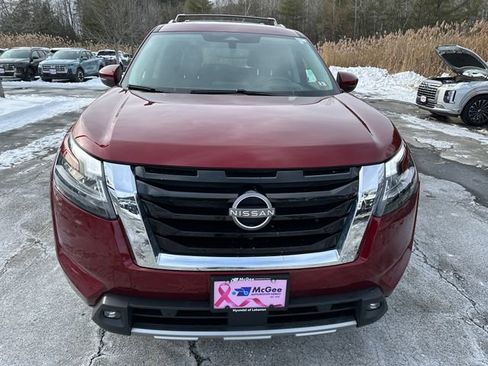 Used 2022 Nissan Pathfinder Platinum w/ Lighting Package (N93) image 8