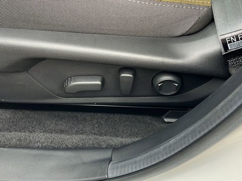 Certified 2025 Subaru Crosstrek 2.5i Sport AWD/4WD image 20