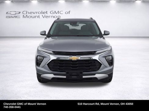 Used 2025 Chevrolet TrailBlazer LT AWD/4WD image 29