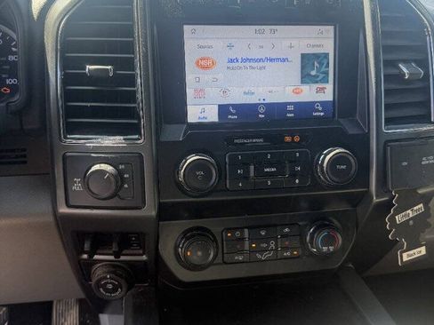 Used 2022 Ford F250 XLT w/ XLT Premium Package AWD/4WD image 9