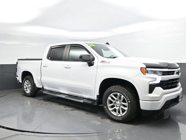 Used 2024 Chevrolet Silverado 1500 RST AWD/4WD image 4