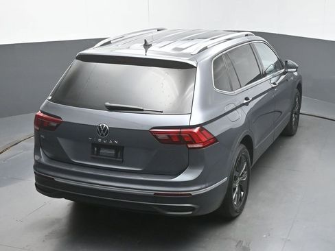 Used 2024 Volkswagen Tiguan SE FWD image 49