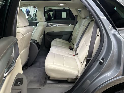 Used 2023 Cadillac XT5 Premium Luxury AWD/4WD image 21