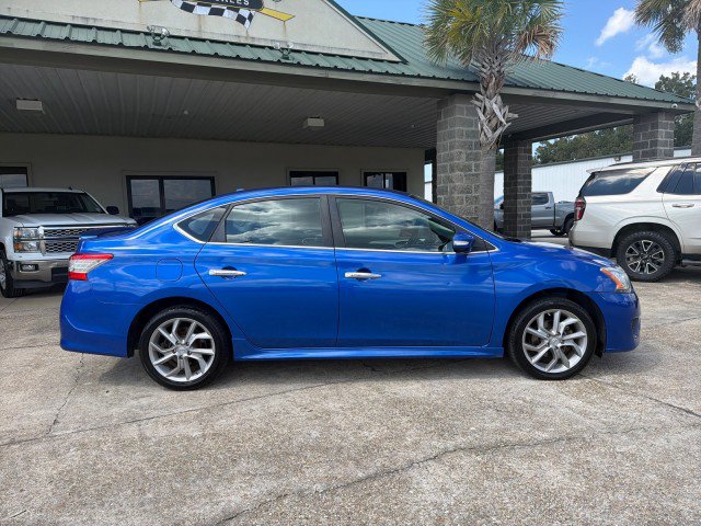 Used 2015 Nissan Sentra SR w/ Navigation Package FWD image 2