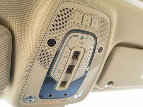 Used 2017 Audi Q7 3.0T Premium Plus image 31