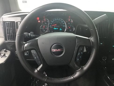 Used 2020 GMC Savana 2500 Extended w/ Enhanced Convenience Package image 24