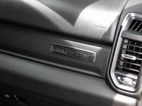 Used 2023 RAM 1500 Big Horn AWD/4WD image 41