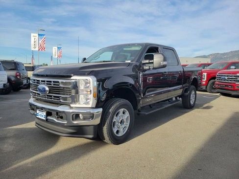 New 2026 Ford F250 XLT w/ FX4 Off-Road Package image 2