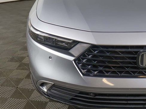 Used 2023 Honda Accord Touring image 14