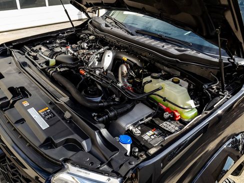 Used 2026 Ford F450 Platinum w/ Platinum Plus Package image 37