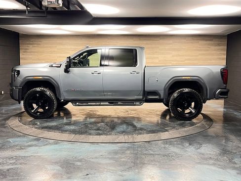 Used 2024 GMC Sierra 2500 AT4 w/ AT4 Preferred Package image 21