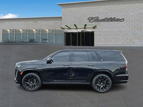 Used 2023 Cadillac Escalade Sport Platinum w/ LPO, ONYX Package image 7