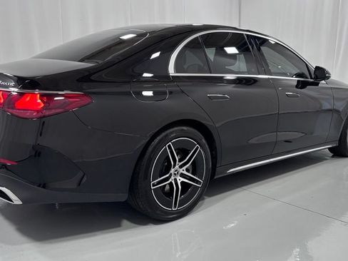 Used 2024 Mercedes-Benz E 350 4MATIC Sedan image 6