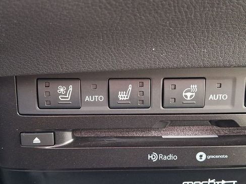 Used 2022 Lexus ES 300h 300h Luxury w/ Accessory Package image 24