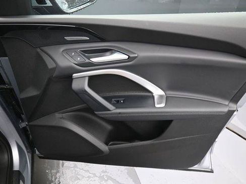 Used 2025 Audi Q5 Premium Plus AWD/4WD image 38